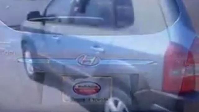 Hyundai Tucson 4dr GLS FWD 2.7L V6 Auto Truck смотреть онлайн