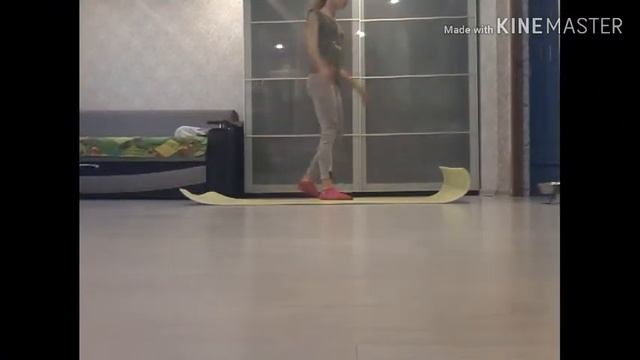 Повторяю гимнастические позы смотреть онлайн