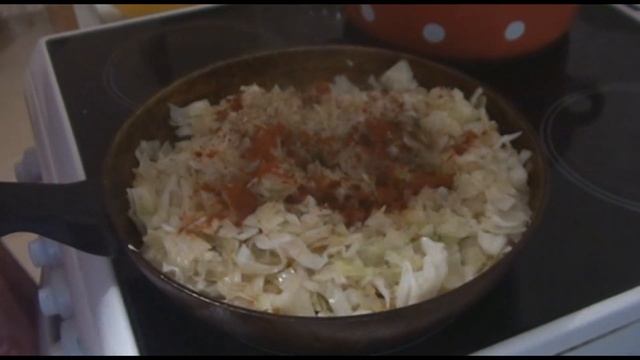 МУЖ БУДЕТ В ВОСТОРГЕ ОТ ЭТОГО БЛЮДА!!! ЗАПЕКАНКА ИЗ КАПУСТЫ С КОЛБАСКАМИ смотреть онлайн