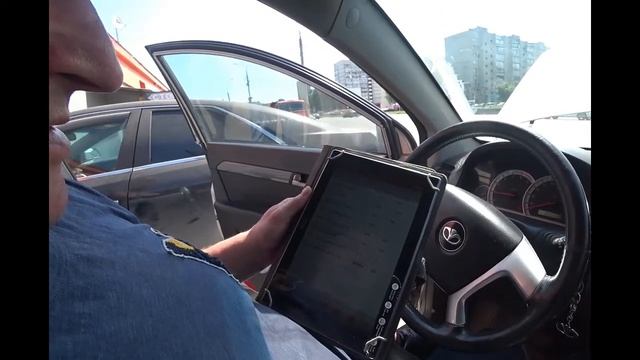 Daewoo Winstorm набирает обороты и глохнет. Интересно почему? Посмотри, а мы расскажем. смотреть онлайн