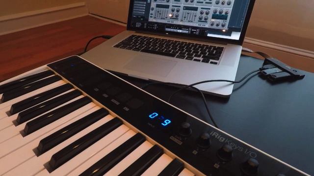 iRig Keys 49 Midi Controller Honest Review! смотреть онлайн