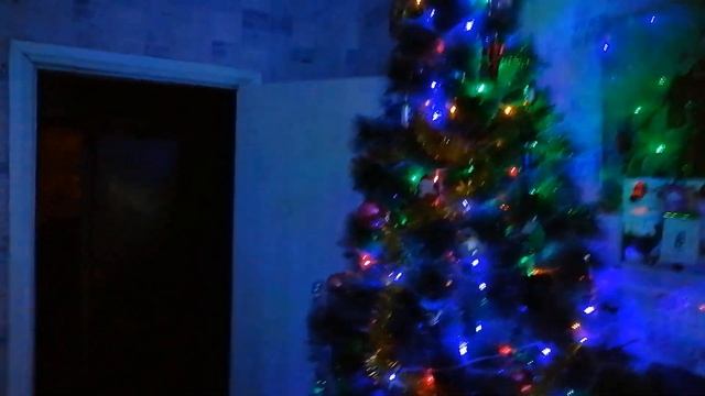 В ЛЕСУ РОДИЛАСЬ ЁЛОЧКА....!!!В ЛЕСУ ОНА РОСЛА...!!! смотреть онлайн