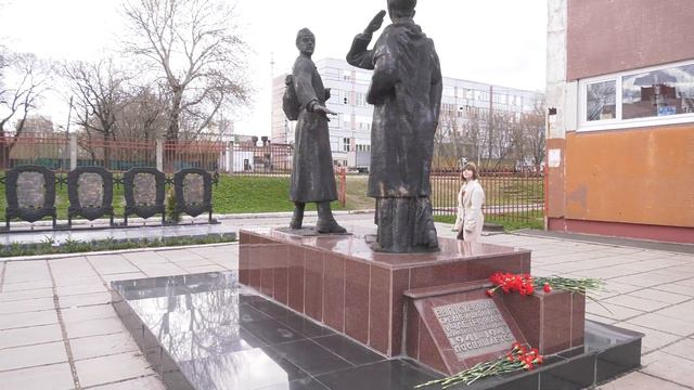 Памятники Победы (Череповец) смотреть онлайн