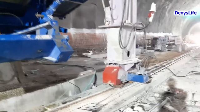 Монстр-Тавнит для бетонных работ тоннеля. Работа в Израиле. смотреть онлайн