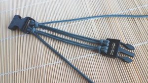 Основа из 4 шнуров для плетения браслета из паракорда