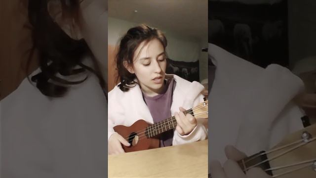Spirits ukelele cover смотреть онлайн