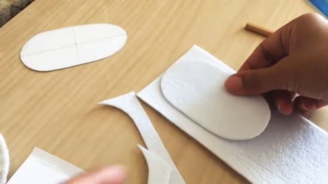 #Подошва из фетра для пинеток. Как вырезать подошву из фетра. #подошвадляпинеток #вязаниекрючком смотреть онлайн