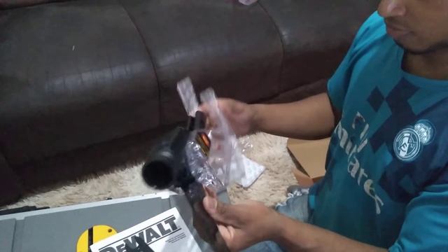 Serra de bancada Dewalt DWE 7492 смотреть онлайн