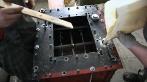 6 часть Изготовление ЗАЛИВКА ульев из ППУ . Пчеловодство .