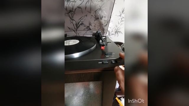 распаковка и настройка винилового проигрывателя Аудиотехника AT LP2X смотреть онлайн