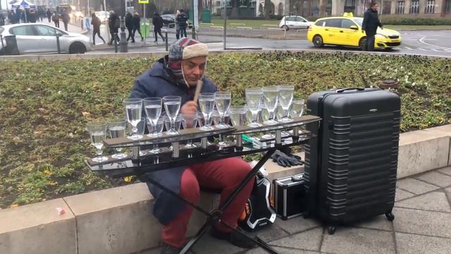 Рівненськи міський центр творчості учнівської молоді. Відеостудія "Фокус" "Вуличний музикант" смотреть онлайн