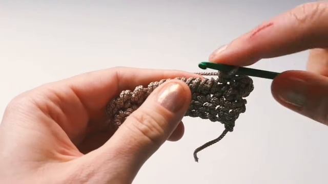 Универсальная ручка для сумок и рюкзаков.❤ Как связать крючком. ❤ Crochet pattern. Strickmuster. смотреть онлайн