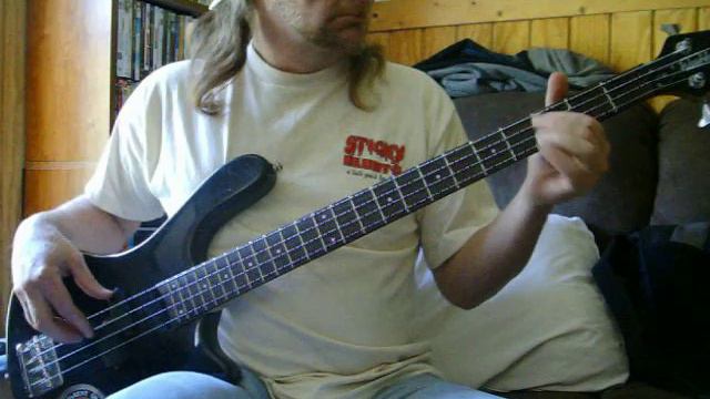 Soggy Bottom Boys ( Man Of Constant Sorrow) Bass Cover смотреть онлайн