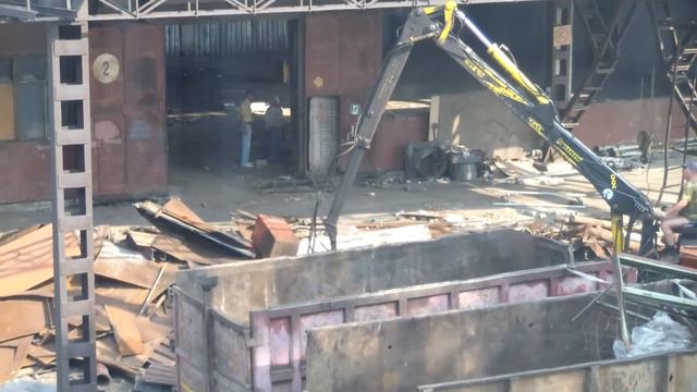 Кран-хваталка для мусора