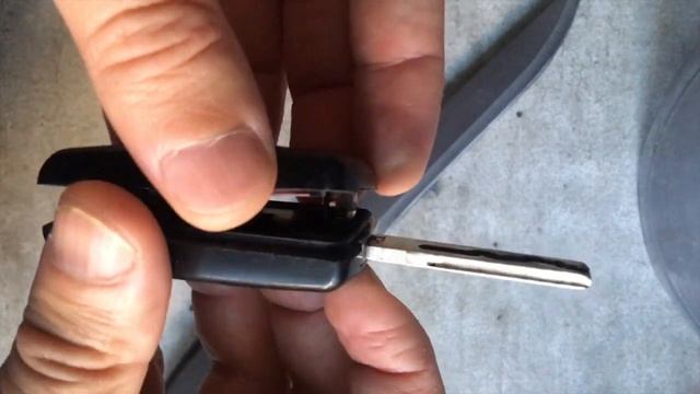 как прописать ключ после замены батарейки на пежо 307 смотреть онлайн