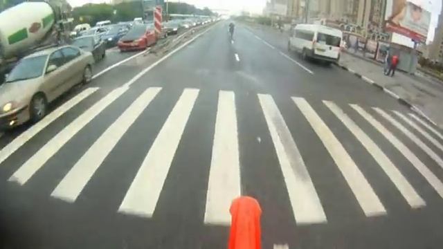 Honda CR 500. MADNESS! Moscow ride without rules and brain. смотреть онлайн