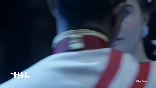 Cara Delevingne and Pharrell star in Chanel's new film смотреть онлайн