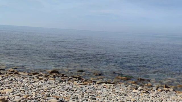 Анапа. Дикий пляж в районе маяка. 25.04.22 смотреть онлайн