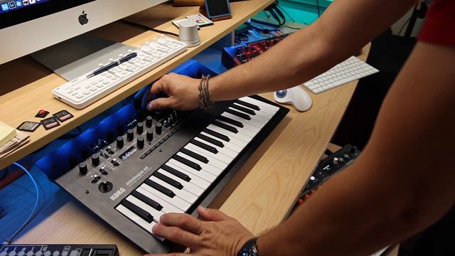 Access Virus A, Korg Minilogue XD & Arturia Microfreak Ambient Jam смотреть онлайн