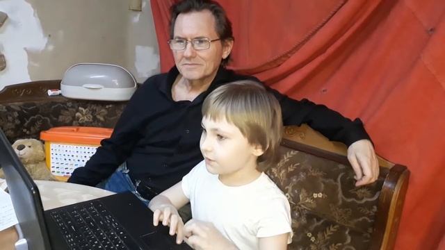 Развитие ребёнка в 7 лет. Чтение. Читает лучше всех в классе. смотреть онлайн