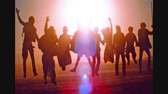 Edward Sharpe & The Magnetic Zeros- 40 Day Dream смотреть онлайн