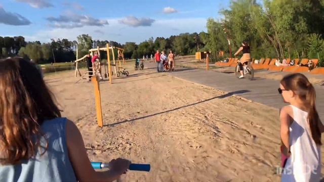 Пришло лето. Солнце. Сказочное озеро смотреть онлайн