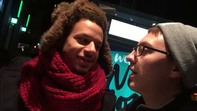 Hey Eric Andre, is Questlove in the house? смотреть онлайн