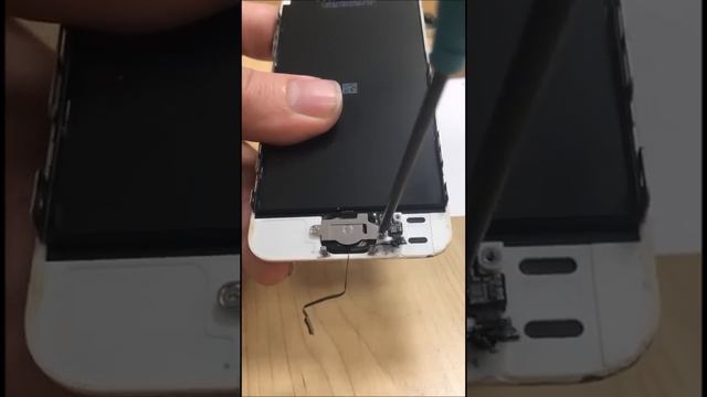 iPhone 5s-SE Ekran Değişimi Tamiri Türkçe смотреть онлайн