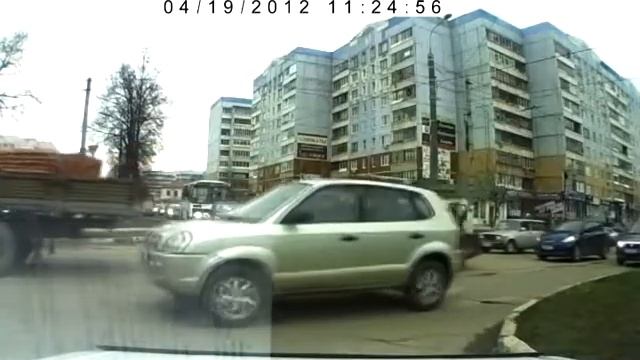 Тула, перекресток ул.Ложевая и ул.Марата смотреть онлайн