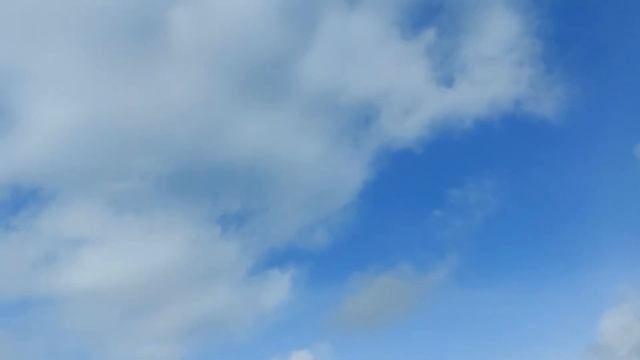 Квартира в мансарде - покупать? Риски на примере. Анапа. НеПляжные новости. смотреть онлайн