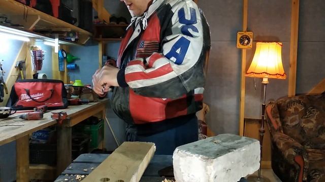 Шуруповерт Milwaukee M12 Fuel