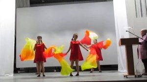 "Танец огня" с веерами - вейлами