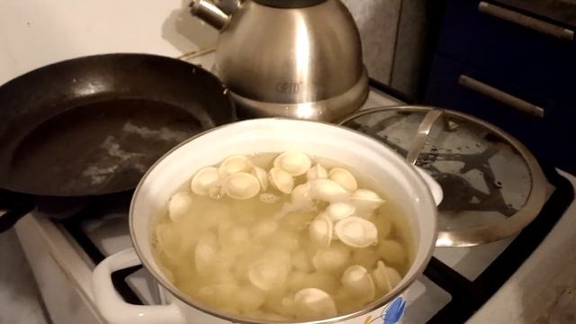 Как правильно и вкусно варить пельмени смотреть онлайн
