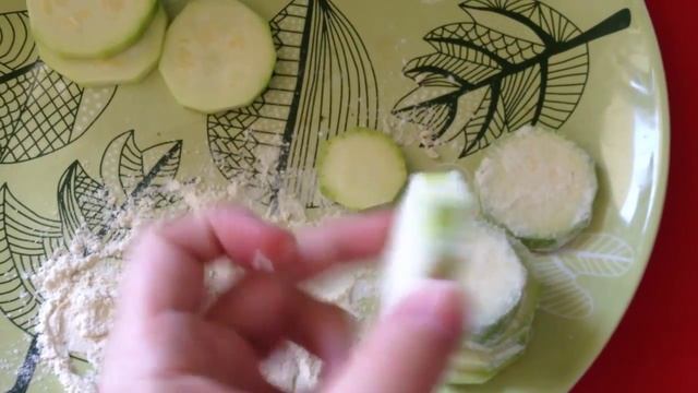 Как пожарить кабачки в мультиварке - нужно ли чистить кабачки при обжарке? Видео рецепт смотреть онлайн