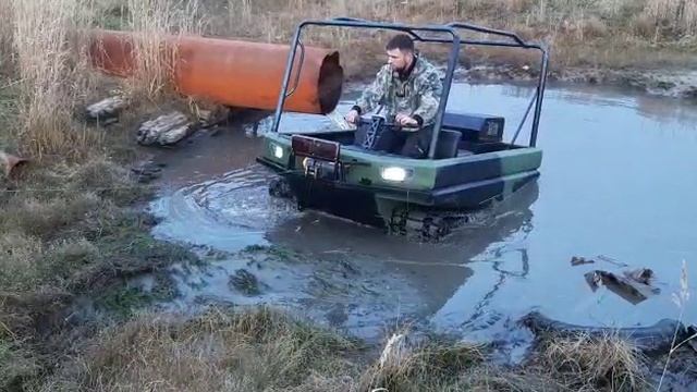 Выбрались при помощи троса на вездеходе Пелец Круизер , 2015 (Вездеходы) смотреть онлайн