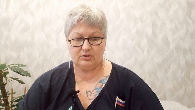 Маленькие вязаные шарфики для шеи и многое другое смотреть онлайн