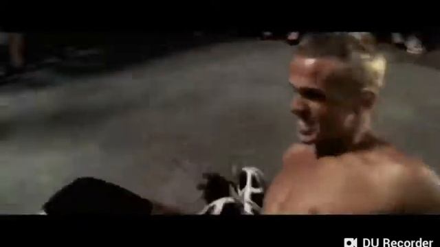 эту песню ищет все смотреть онлайн