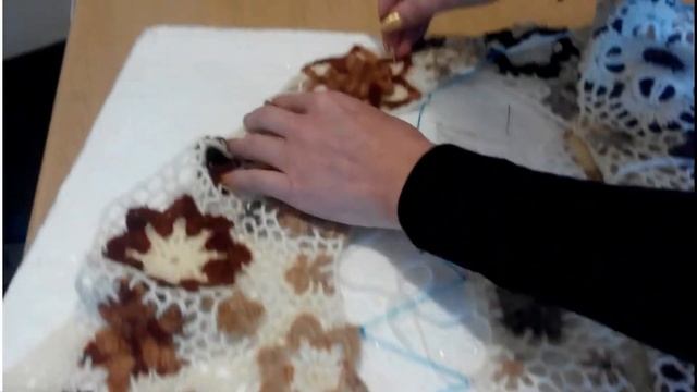 Соединение боковых швов в ирландском кружеве. смотреть онлайн