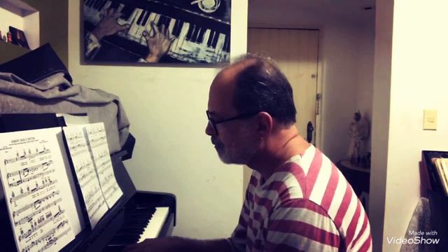 Nobody does it better ( Marvin Hamlisch e Carol Bayer Sager) смотреть онлайн