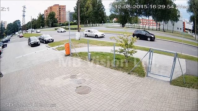 Демо на IP PTZ 2MP камера Dahua DH-SD22204T-GN в дневен режим смотреть онлайн