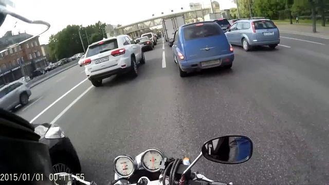Suzuki GSF 400 полдень в Москве смотреть онлайн