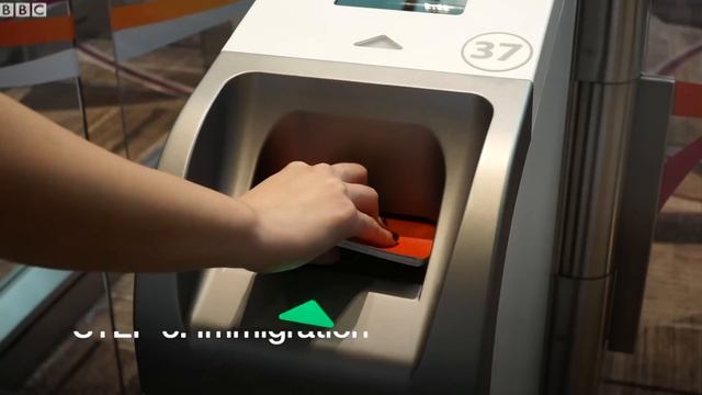 Singapore's new 'contactless' airport terminal - BBC News смотреть онлайн