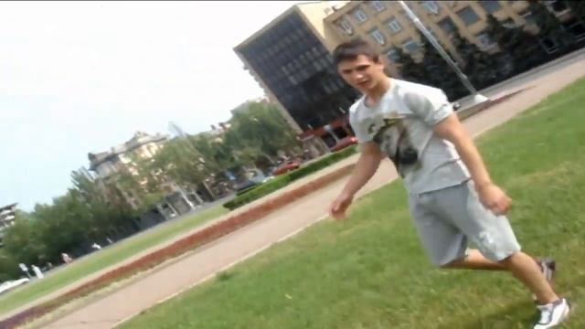 YuKi and Poprugynchik - Прыги на советской)))) смотреть онлайн