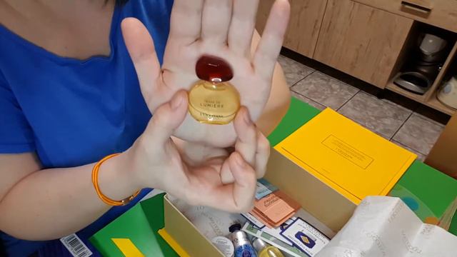 L'OCCITANE Spring Beauty Box смотреть онлайн
