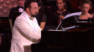 Музыка+. Рахманинов в стиле джаз. Народный артист России Сергей Жилин и оркестр «Фонограф-Симфо-Джаз