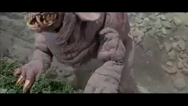 Godzillathon #26 Godzilla, Mothra and King Ghidorah: Giant Monsters All-Out Attack (2001) смотреть онлайн
