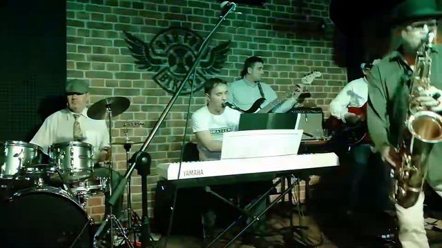 Boogie Motor - Hey Good Lookin