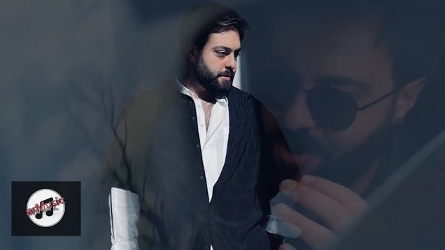 Ernest Ogannesyan -  Gnalov, Gnalov   2022