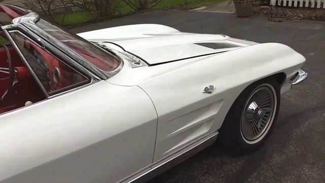 1963 Chevrolet Corvette C2 смотреть онлайн