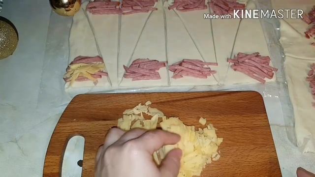 Круассаны с колбасой и сыром. Цыганка готовит. Хачапури с колбасой и сыром. Gipsy cuisine. смотреть онлайн